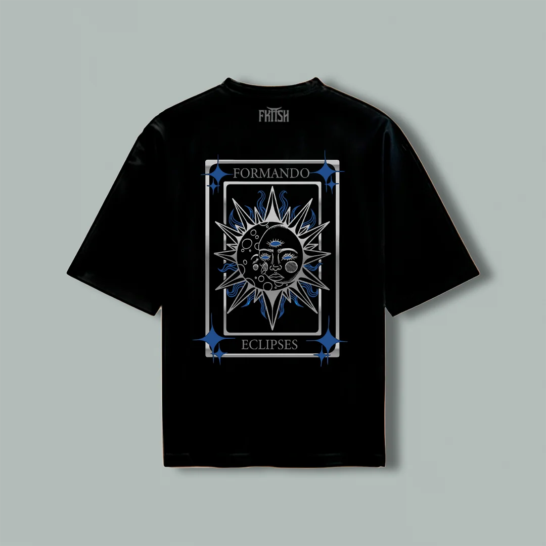 Playera Classic Oversize Formando Eclipses - Imagen 4