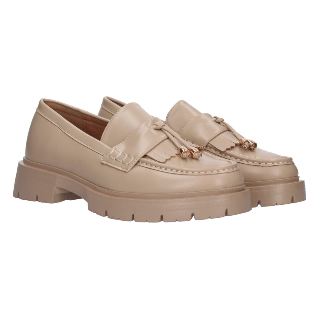 Mocasín beige flecos gruesos