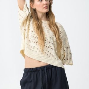 Jersey de ganchillo beige calado