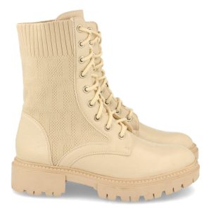 Botas militares beige de cordones gruesos