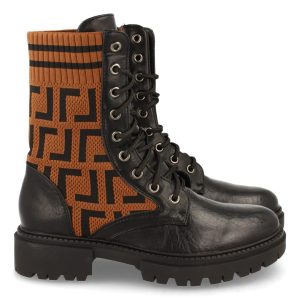 Bota militar estampado geométrico camel