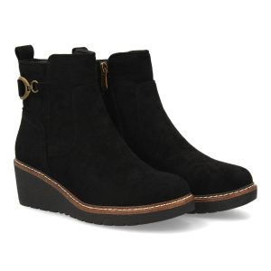 Botines negros con hebilla dorada