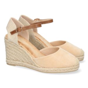 Cuña beige plataforma hebilla trenzado