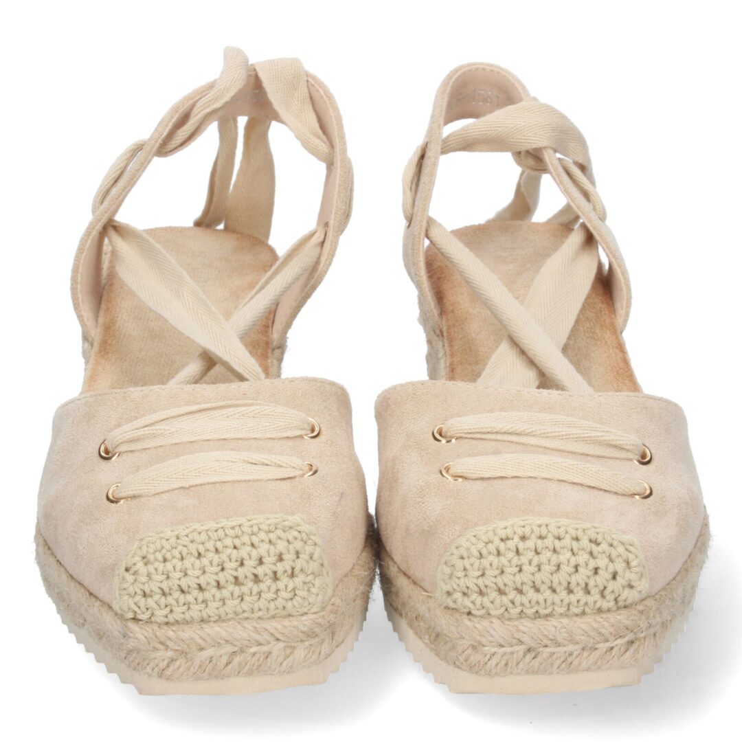 Sandalias beige con cordones trenzados - Imagen 4