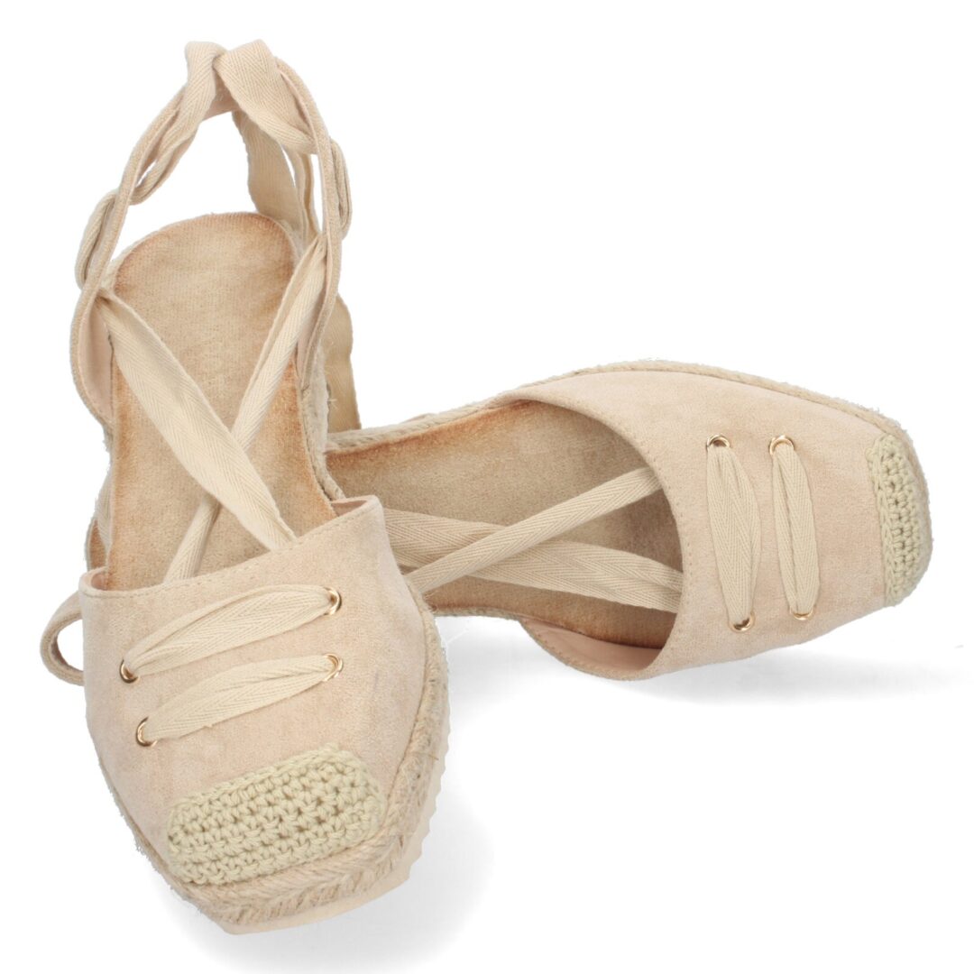 Sandalias beige con cordones trenzados - Imagen 6