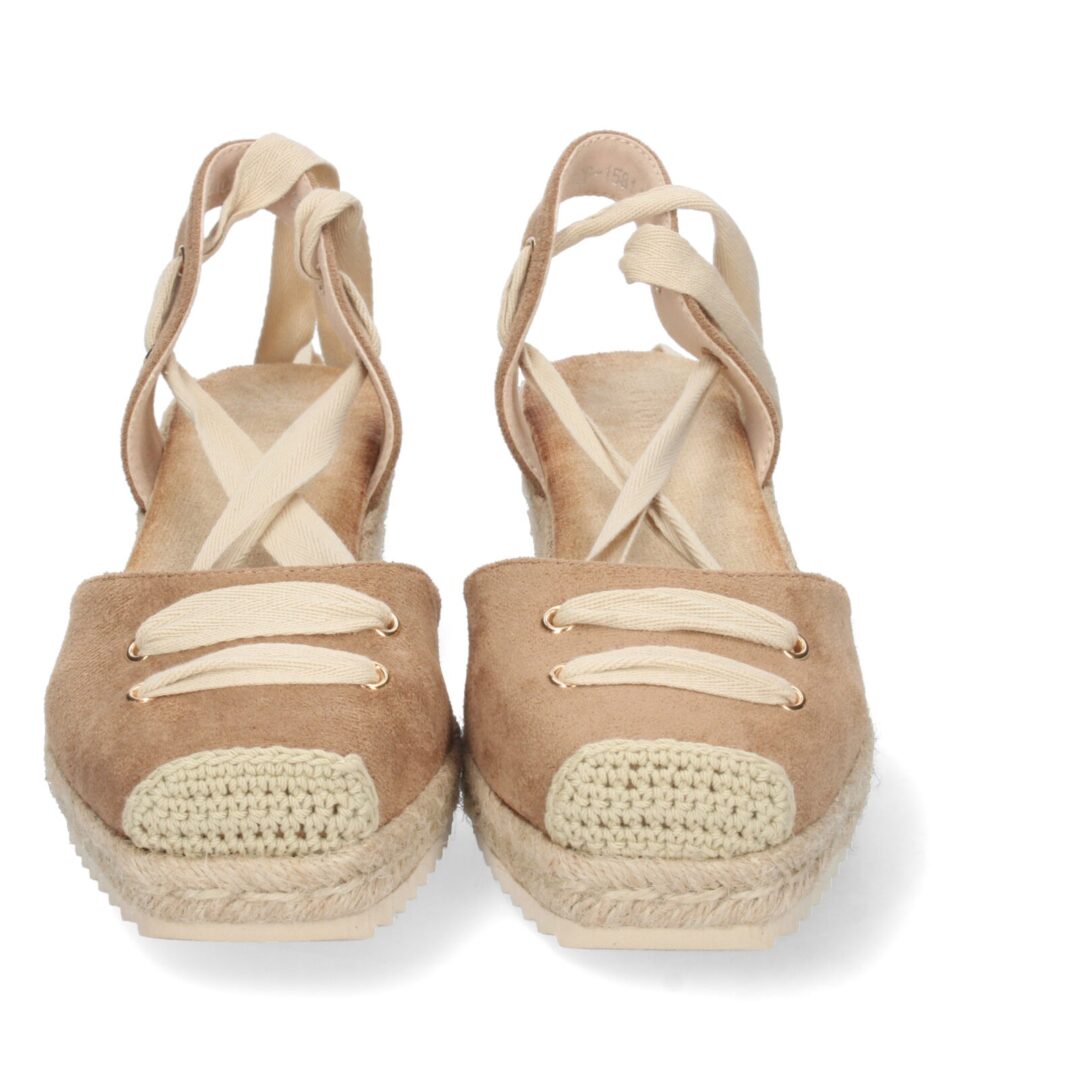 Zapato cuña cordones camel liso - Imagen 4