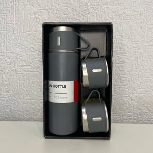 Set de Termo Vacuum 500ml – Compañero Ideal para Aventuras
