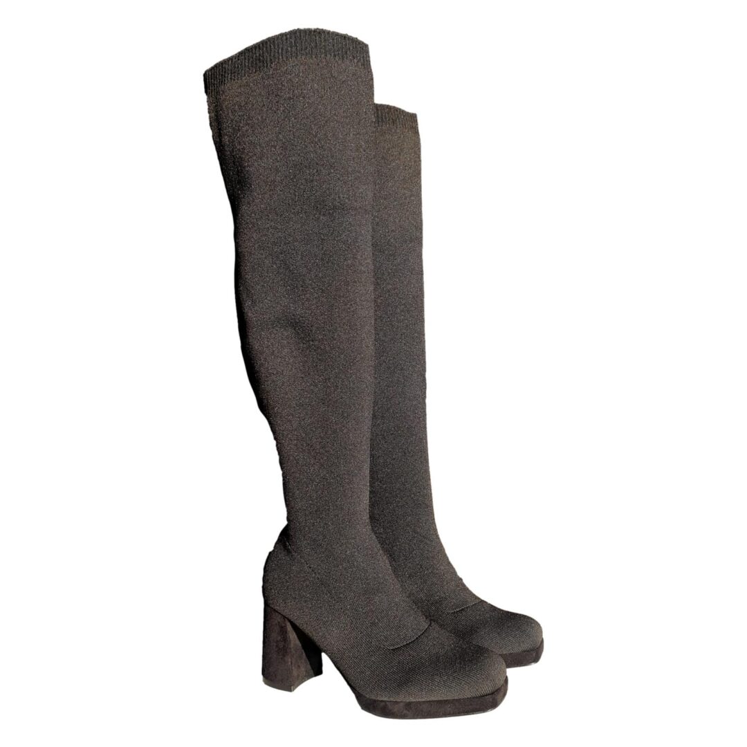 Bota mosquetera gris oscura de tacón ancho - Imagen 5