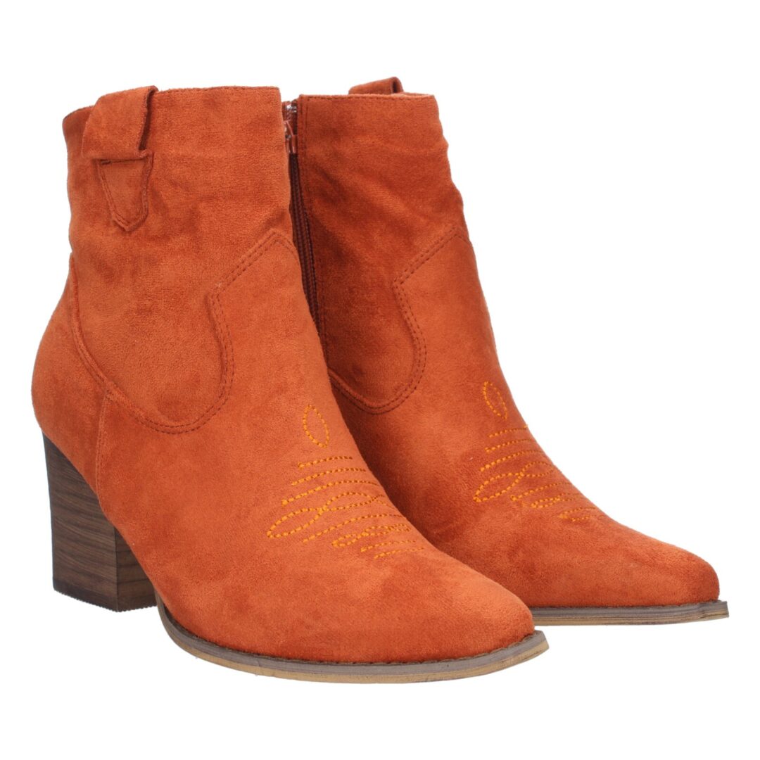Botas tacón cuadrado naranja estilo cowboy