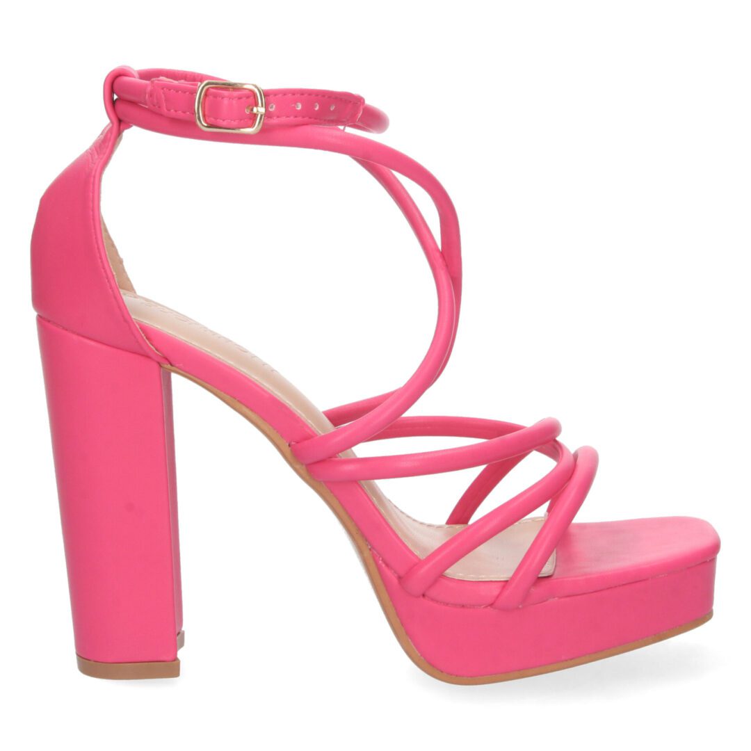 Zapatos de tacón alto fucsia con tiras entrelazadas - Imagen 3