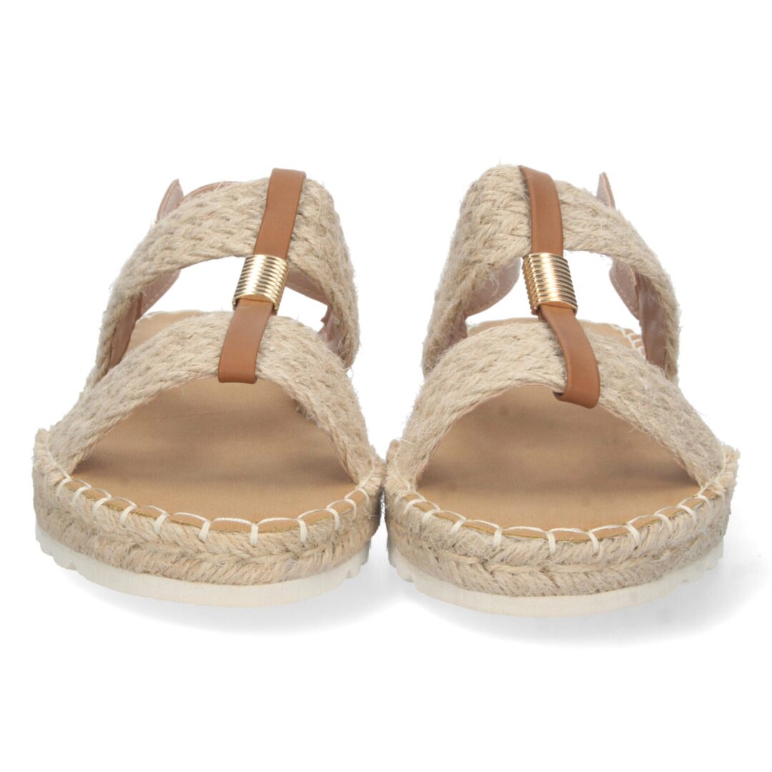 Sandalias beige trenzadas detalle apricot - Imagen 4