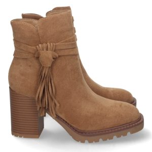 Botín nudo camel flecos