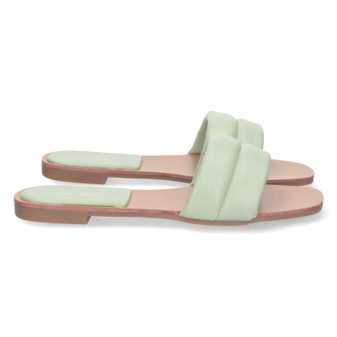 Sandalias planas verde menta acolchadas