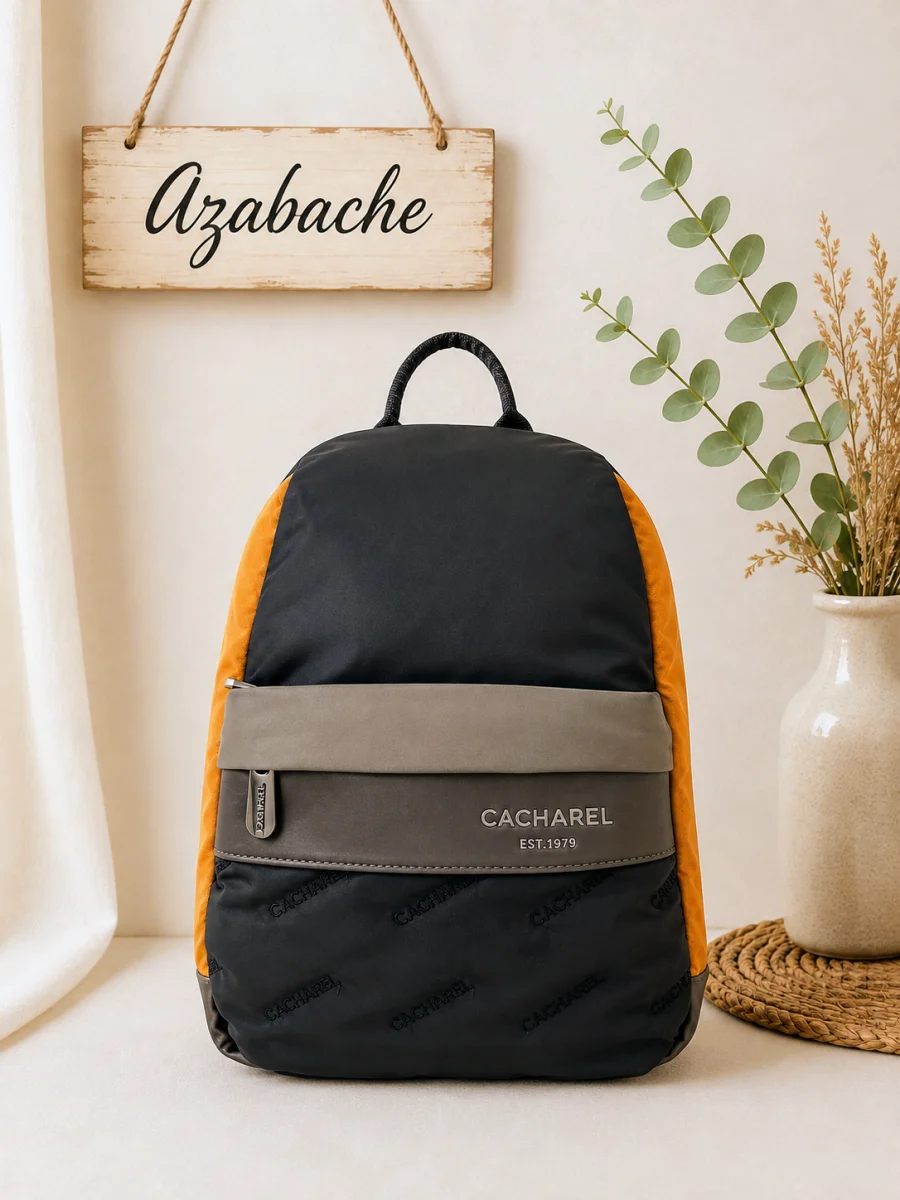 Mochila Cacharel de nylon con cierre antirrobo - Imagen 3