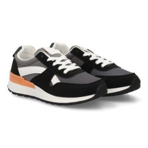 Deportiva urban style negro
