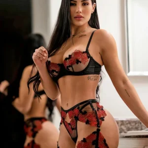 Conjunto lenceria rose