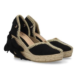 Cuñas de crochet con plataforma negro