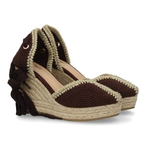 Cuñas crochet plataforma marrón
