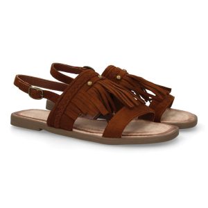 Sandalia plana boho con flecos camel