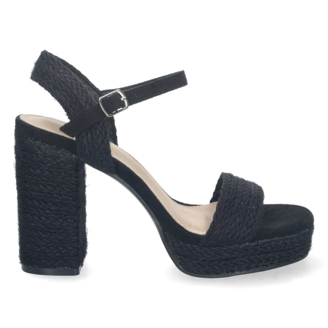 Sandalias negras de tacón con tobillera. - Imagen 3