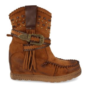 Botín boho tachas cuña camel