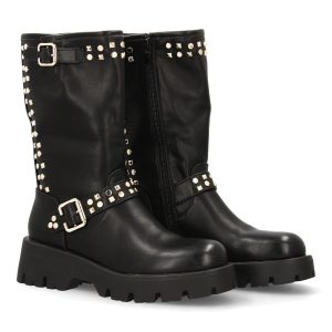 Bota tipo motera con tachuelas