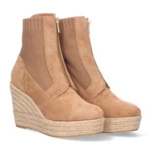 Botas beige elásticas cremallera camel