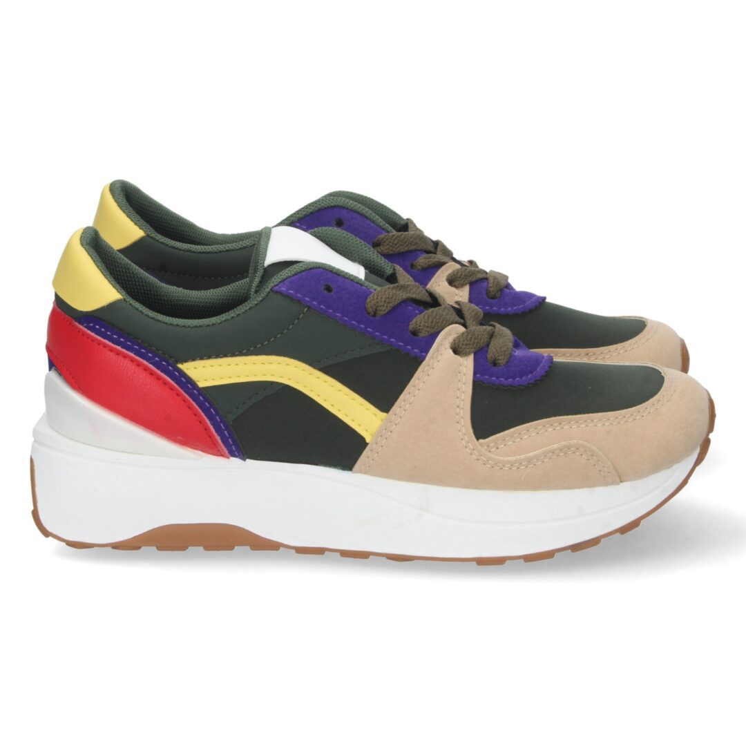 Zapatillas deportivas verdes suela gruesa - Imagen 2