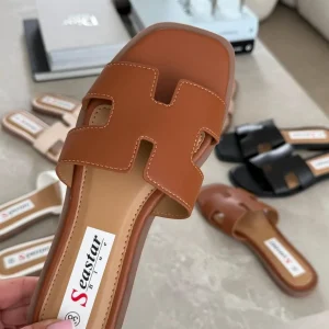 CHANCLAS TOLLY COLOR CARAMELO