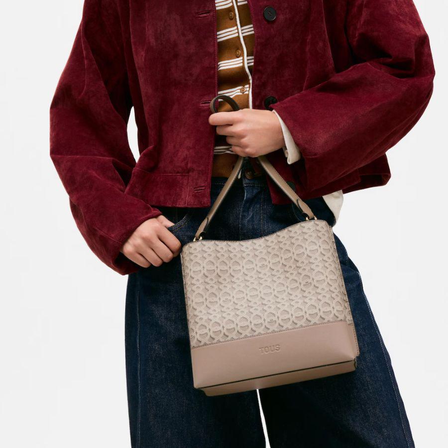 Bolso bombonera mediana topo oscuro TOUS Infinity - Imagen 5