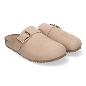 Zueco plano beige hebilla dorada