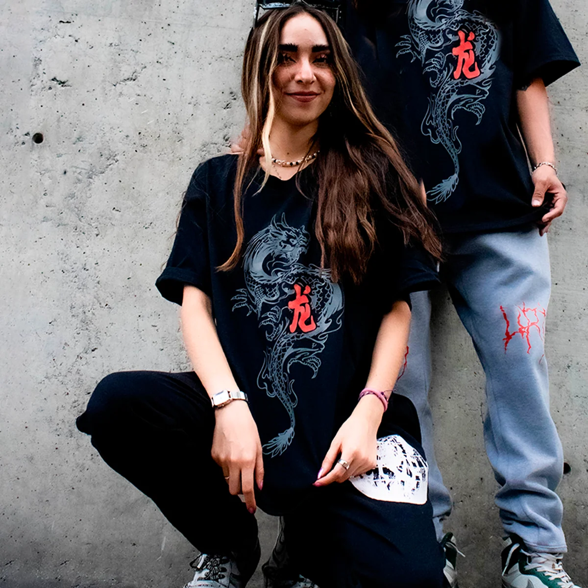 Playera Classic Oversize Dragon Gris FK - Imagen 3