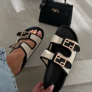 CHANCLAS ROYAL SLIDE NEGRAS Y BEIGE
