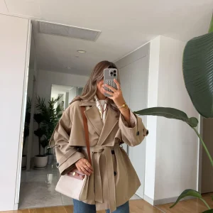 Gabardina corta camel