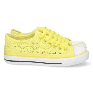 Zapatilla deportiva amarilla calada