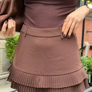 Falda Lara