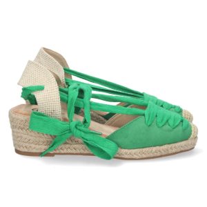 Alpargata verde con cuña y nudos