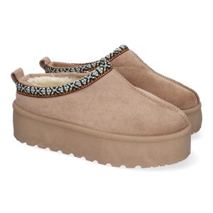 Zuecos plataforma bordados florales kaki