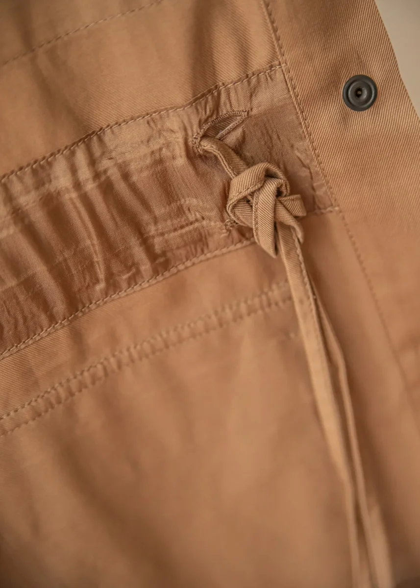 Blumarine cazadora color camel con lentejuelas Talla IT42 (M) - Imagen 9