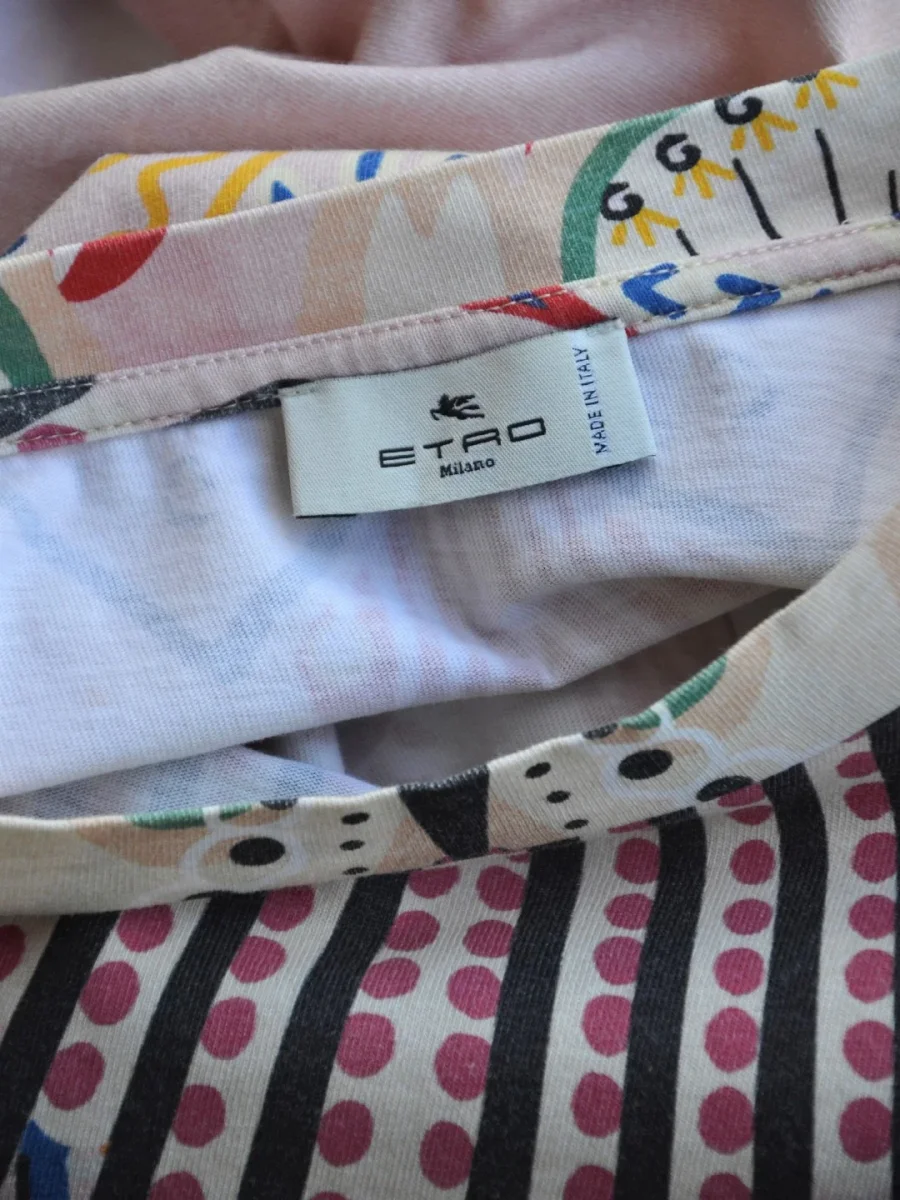Etro Milano camiseta estampado étnico Talla XS Nueva - Imagen 7