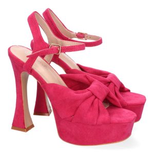 Sandalias de tacón rosa con lazo