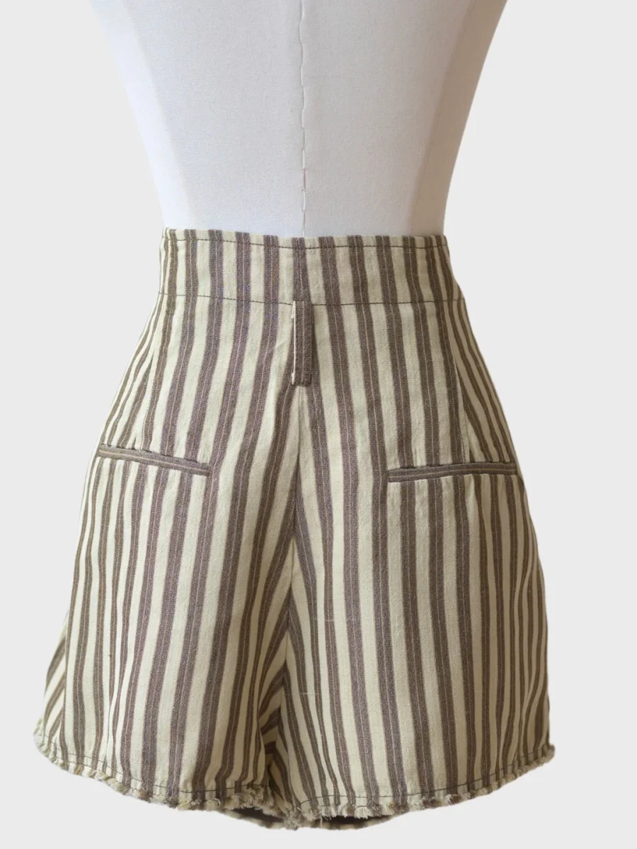 Jacquemus Le Santon shorts estampado rayas FR44 (XL) - Imagen 6