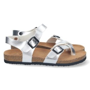 Sandalias esclavas plateadas con hebilla