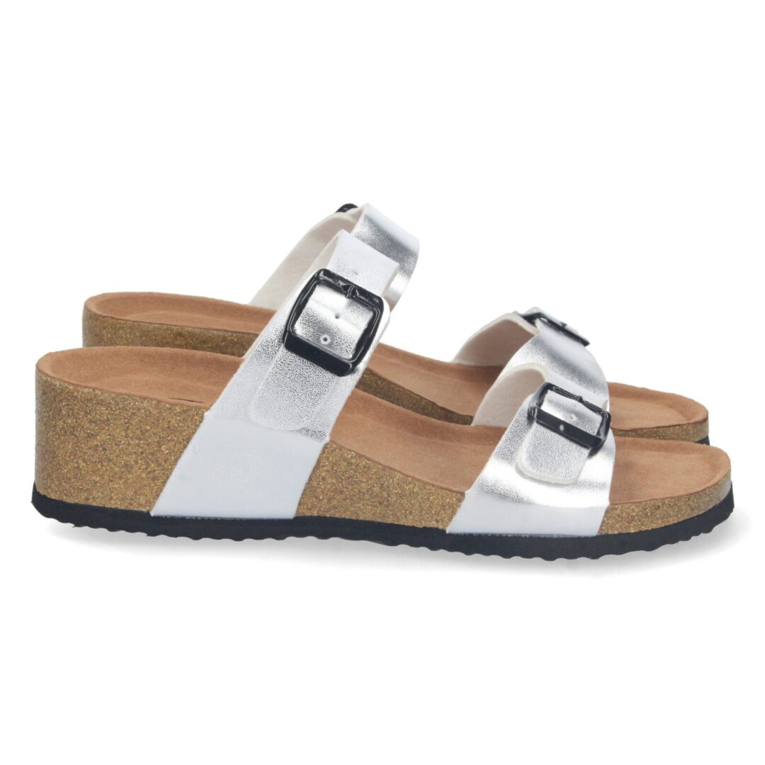 Sandalias cuña anatómica plateada hebilla
