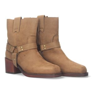 Botines moteros tacón beige con hebillas