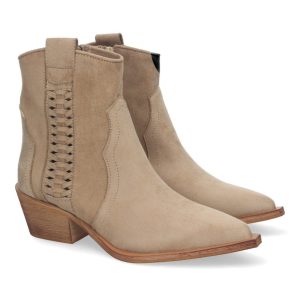 Botín beige trenzado troquelado