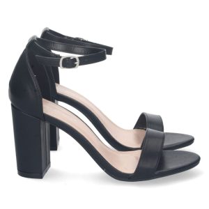 Sandalias negras de tacón grueso