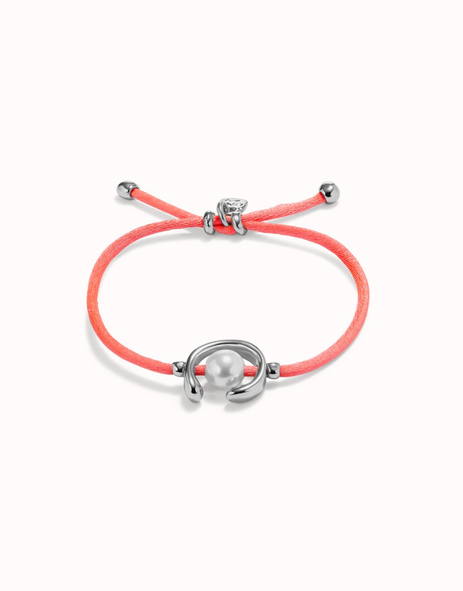 Pulsera de hilo fucsia con perla shell fornitura bañada en plata de ley. - Imagen 2