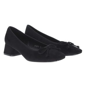 Zapato salón negro lazo decorativo