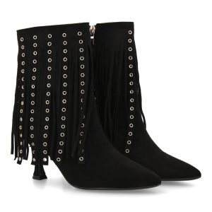 Botines negros con flecos y diseño